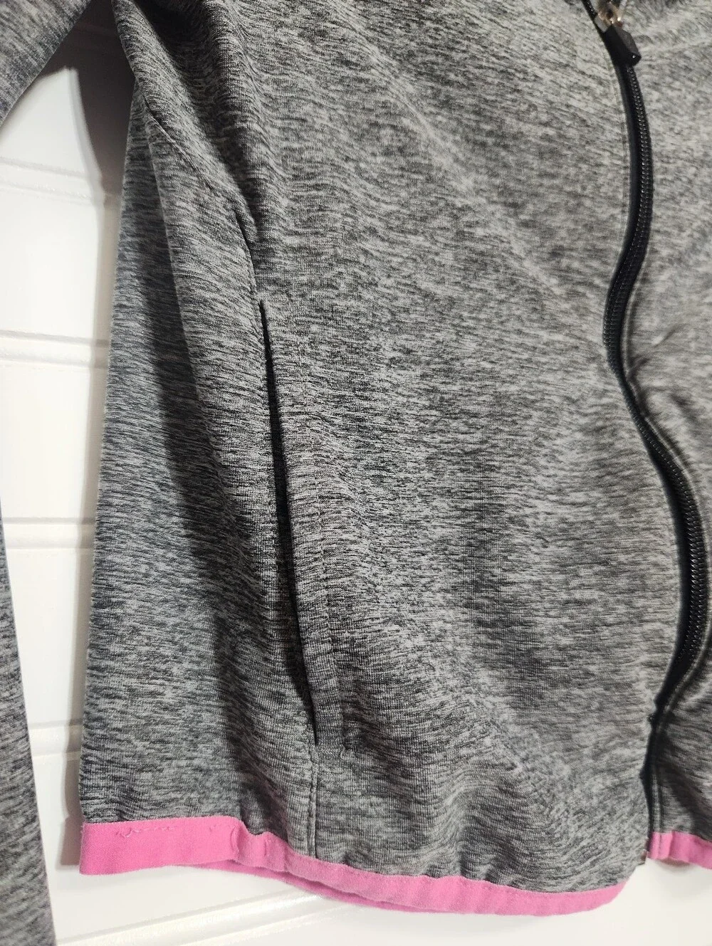 Reebok Girls XS (6-8) Heather Gray And Pink Zip Up Jacket With Hood